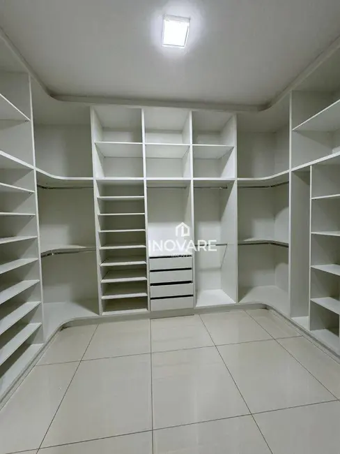 Casa com 3 quartos à venda, 200m2 em Jardim Bandeirantes, Itumbiara - GO - imagem 8 Foto 8 de Casa com 3 quartos à venda, 200m2 em Jardim Bandeirantes, Itumbiara - GO