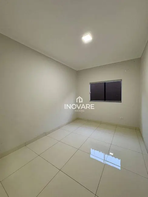Casa com 3 quartos à venda, 200m2 em Jardim Bandeirantes, Itumbiara - GO - imagem 7 Foto 7 de Casa com 3 quartos à venda, 200m2 em Jardim Bandeirantes, Itumbiara - GO