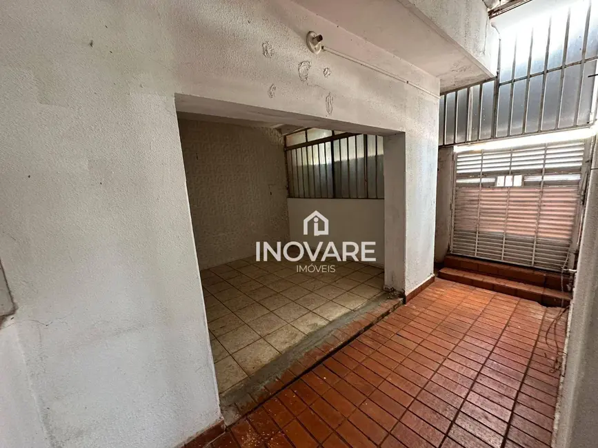 Foto 1 de Sala Comercial para alugar, 251m2 em Itumbiara - GO