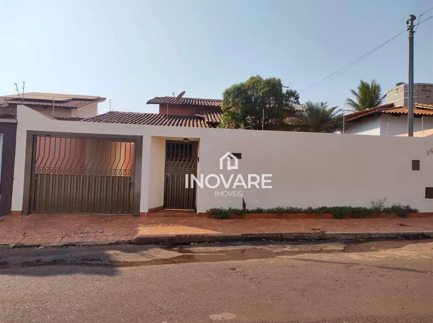 Casa com 3 quartos à venda, 360m2 em Residencial Jardim Primavera, Itumbiara - GO - imagem 2 Foto 2 de Casa com 3 quartos à venda, 360m2 em Residencial Jardim Primavera, Itumbiara - GO