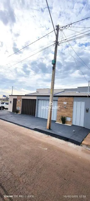 Foto 1 de Casa com 3 quartos à venda, 180m2 em Itumbiara - GO