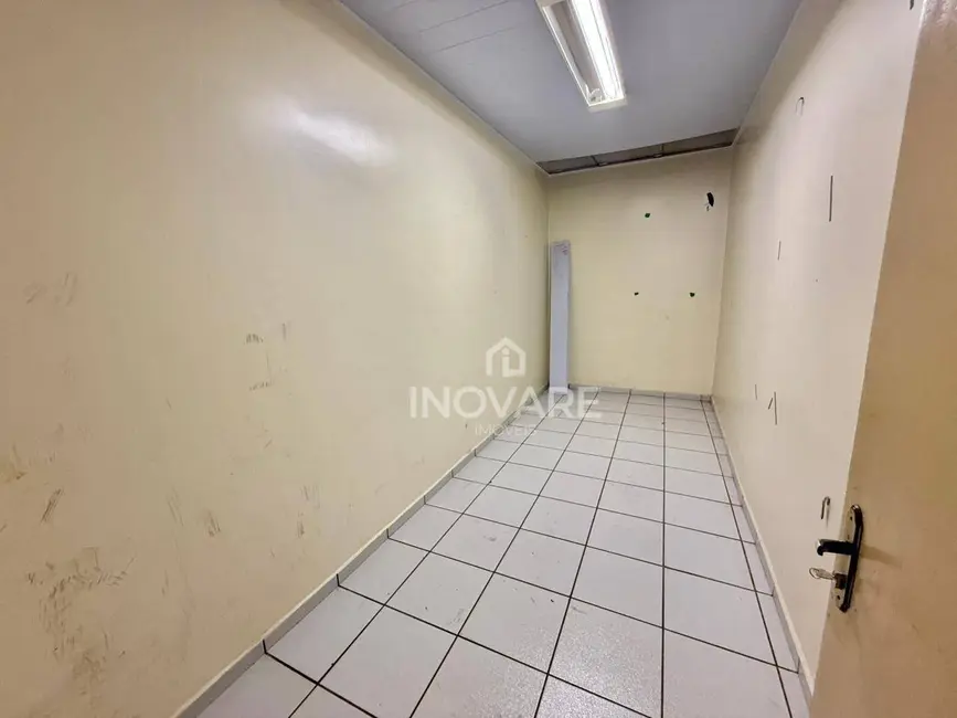 Foto 7 de Sala Comercial para alugar, 410m2 em Itumbiara - GO