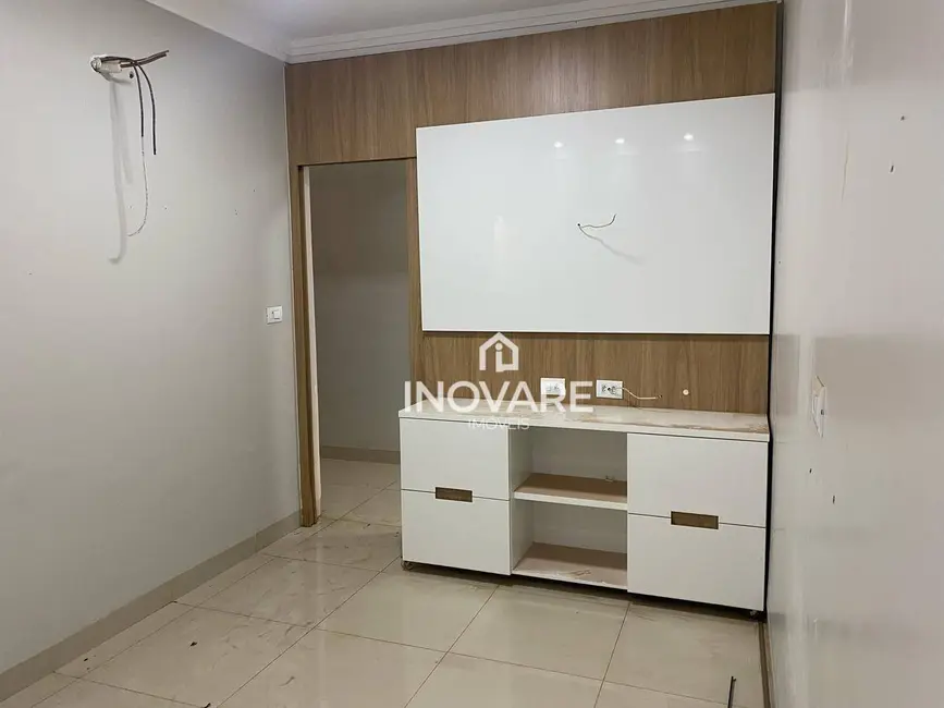 Casa com 3 quartos à venda, 150m2 em Setor Bela Vista, Itumbiara - GO - imagem 4 Foto 4 de Casa com 3 quartos à venda, 150m2 em Setor Bela Vista, Itumbiara - GO