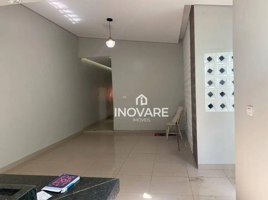 Casa com 3 quartos à venda, 150m2 em Setor Bela Vista, Itumbiara - GO - imagem 8 Foto 8 de Casa com 3 quartos à venda, 150m2 em Setor Bela Vista, Itumbiara - GO