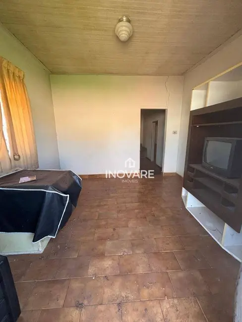 Foto 3 de Casa com 3 quartos à venda, 697m2 em Itumbiara - GO