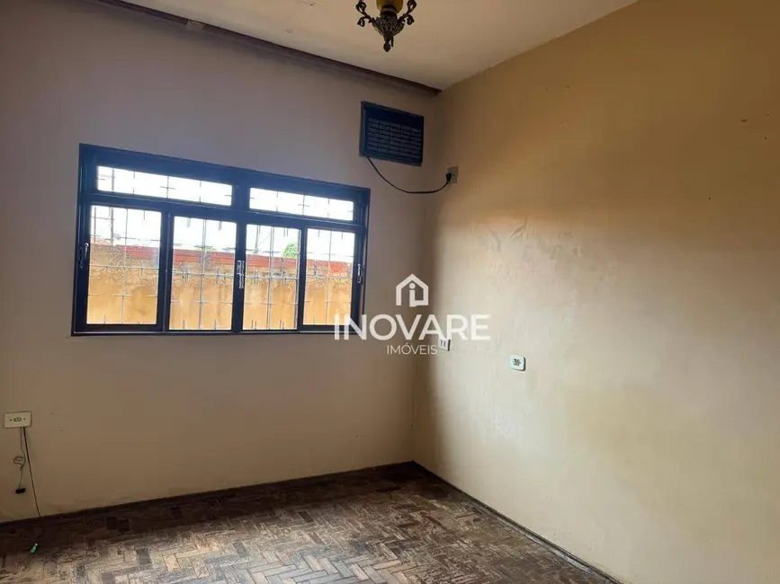 Casa com 4 quartos à venda, 240m2 em Itumbiara - GO - imagem 8 Foto 8 de Casa com 4 quartos à venda, 240m2 em Itumbiara - GO