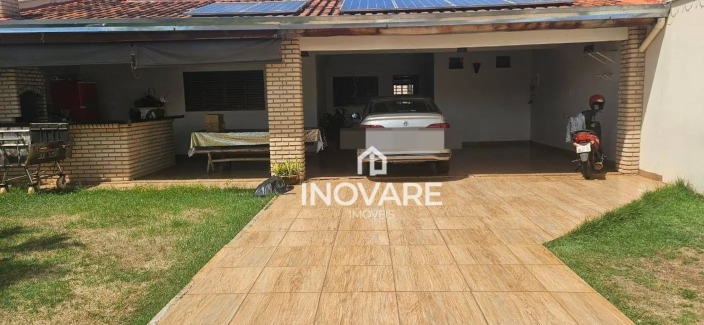 Foto 1 de Casa com 3 quartos à venda, 414m2 em Setor Bela Vista, Itumbiara - GO