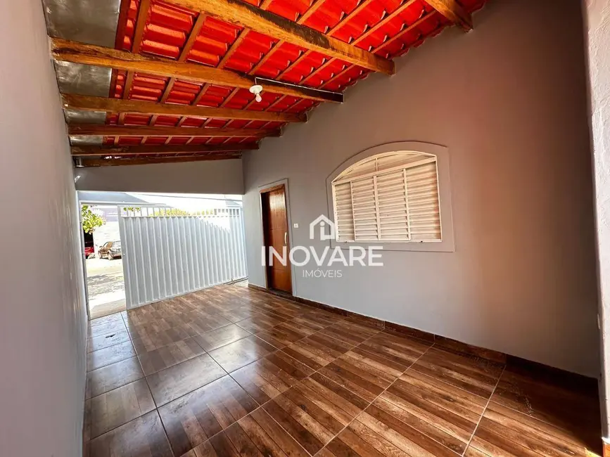 Foto 2 de Casa com 2 quartos à venda, 300m2 em Setor Novo Horizonte, Itumbiara - GO