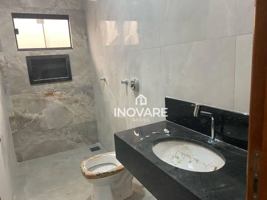 Casa com 3 quartos à venda, 180m2 em Itumbiara - GO - imagem 8 Foto 8 de Casa com 3 quartos à venda, 180m2 em Itumbiara - GO