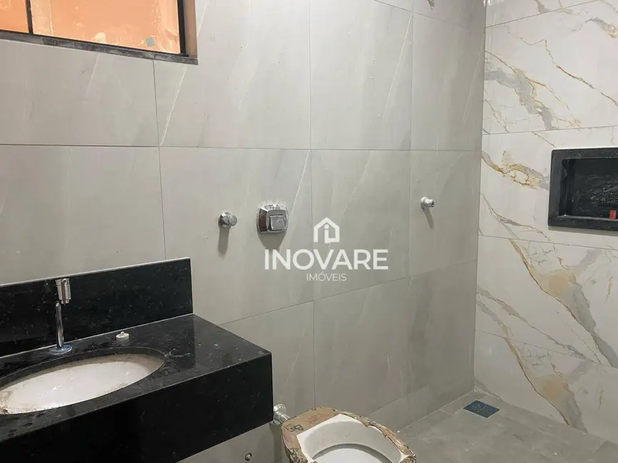 Casa com 3 quartos à venda, 180m2 em Itumbiara - GO - imagem 7 Foto 7 de Casa com 3 quartos à venda, 180m2 em Itumbiara - GO