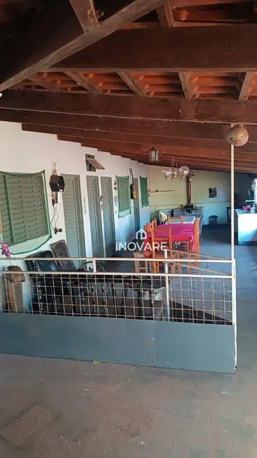 Sítio / Rancho com 5 quartos à venda, 416m2 em Itumbiara - GO - imagem 3 Foto 3 de Sítio / Rancho com 5 quartos à venda, 416m2 em Itumbiara - GO