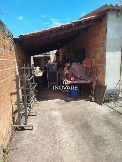 Casa com 2 quartos à venda, 250m2 em Jardim Leonora, Itumbiara - GO - imagem 5 Foto 5 de Casa com 2 quartos à venda, 250m2 em Jardim Leonora, Itumbiara - GO