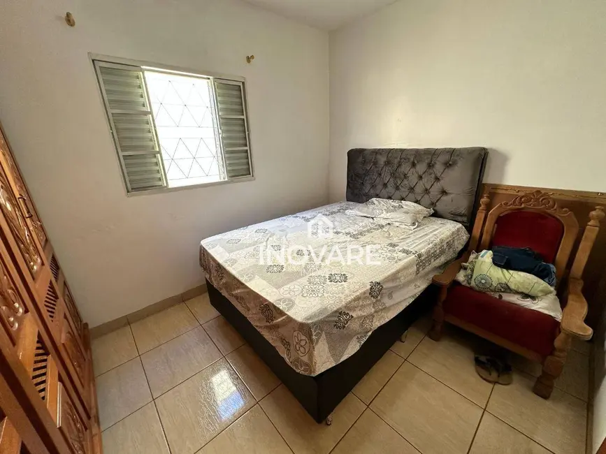 Casa com 3 quartos à venda, 100m2 em Cidade Jardim, Itumbiara - GO - imagem 6 Foto 6 de Casa com 3 quartos à venda, 100m2 em Cidade Jardim, Itumbiara - GO