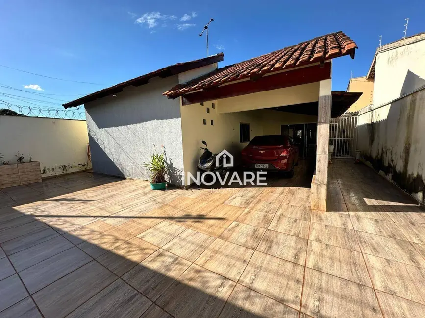 Foto 1 de Casa com 3 quartos à venda, 100m2 em Cidade Jardim, Itumbiara - GO