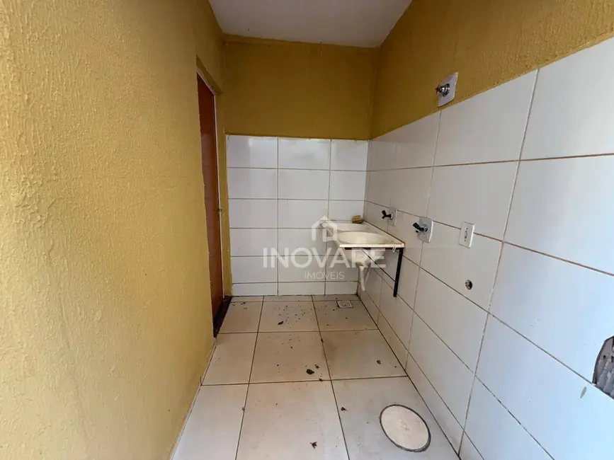 Casa com 2 quartos à venda e para alugar, 150m2 em Itumbiara - GO - imagem 9 Foto 9 de Casa com 2 quartos à venda e para alugar, 150m2 em Itumbiara - GO