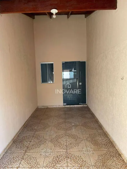 Casa com 3 quartos à venda, 250m2 em Arapora - MG - imagem 4 Foto 4 de Casa com 3 quartos à venda, 250m2 em Arapora - MG