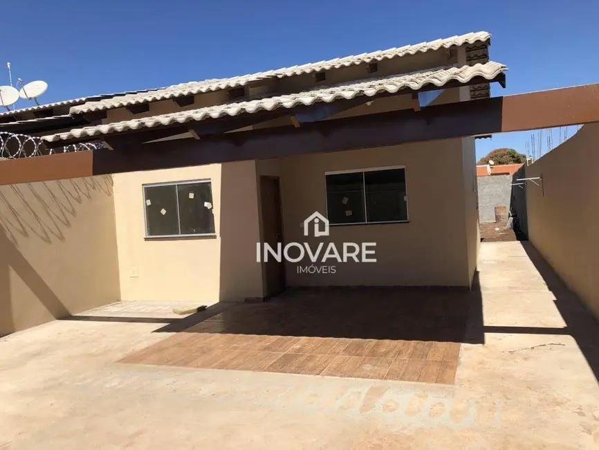 Foto 2 de Casa com 2 quartos à venda, 180m2 em Itumbiara - GO