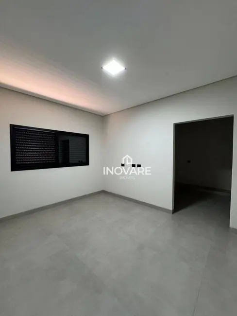 Casa com 3 quartos à venda, 360m2 em Itumbiara - GO - imagem 7 Foto 7 de Casa com 3 quartos à venda, 360m2 em Itumbiara - GO