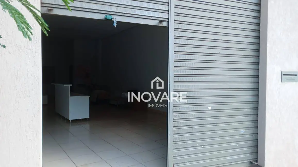 Foto 3 de Sala Comercial para alugar, 1000m2 em Social, Itumbiara - GO