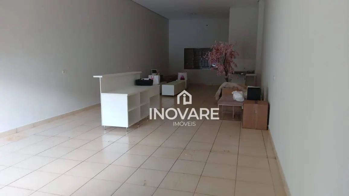 Foto 6 de Sala Comercial para alugar, 1000m2 em Social, Itumbiara - GO