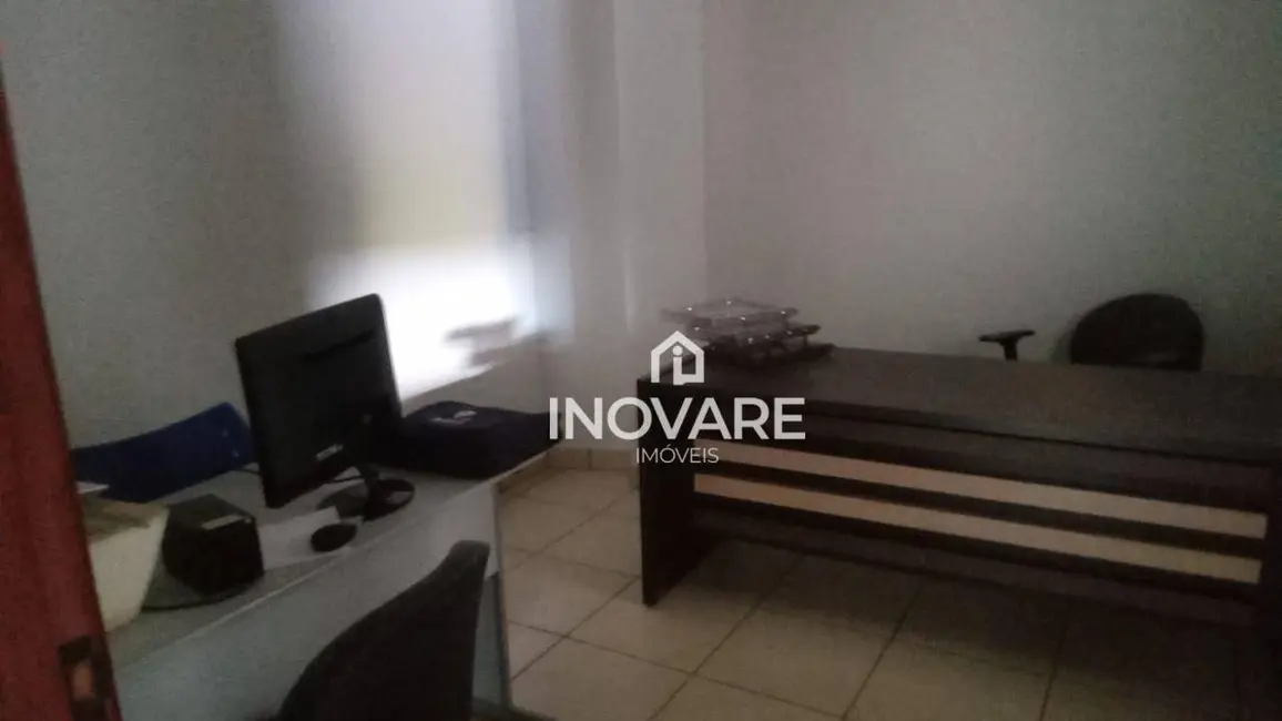 Foto 8 de Sala Comercial para alugar, 1000m2 em Social, Itumbiara - GO