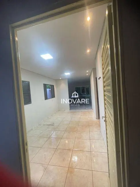 Casa com 2 quartos para alugar, 250m2 em Jardim Liberdade, Itumbiara - GO - imagem 6 Foto 6 de Casa com 2 quartos para alugar, 250m2 em Jardim Liberdade, Itumbiara - GO