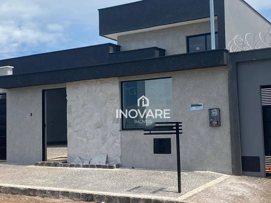 Foto 1 de Casa com 3 quartos à venda, 360m2 em Itumbiara - GO