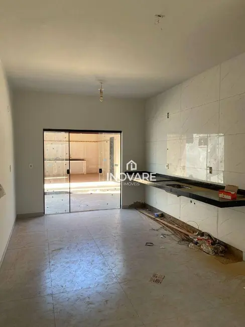 Casa com 2 quartos à venda, 360m2 em Itumbiara - GO - imagem 4 Foto 4 de Casa com 2 quartos à venda, 360m2 em Itumbiara - GO
