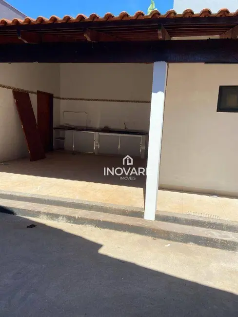 Casa com 2 quartos à venda, 360m2 em Itumbiara - GO - imagem 9 Foto 9 de Casa com 2 quartos à venda, 360m2 em Itumbiara - GO