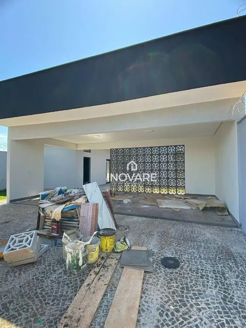 Foto 2 de Casa com 3 quartos à venda, 360m2 em Vilage Beira Rio, Itumbiara - GO