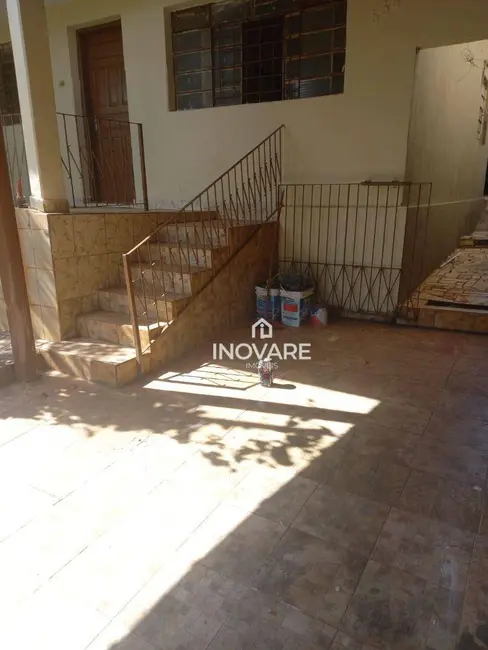 Casa com 3 quartos à venda, 312m2 em Itumbiara - GO - imagem 7 Foto 7 de Casa com 3 quartos à venda, 312m2 em Itumbiara - GO