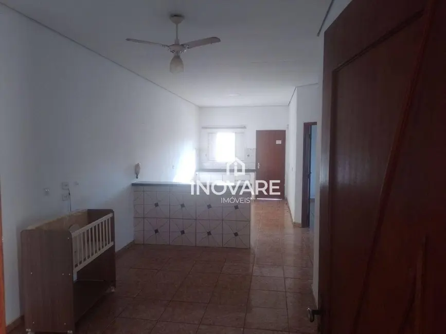 Casa com 2 quartos à venda, 429m2 em Itumbiara - GO - imagem 3 Foto 3 de Casa com 2 quartos à venda, 429m2 em Itumbiara - GO