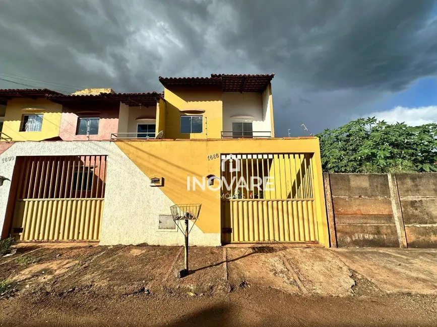 Foto 1 de Casa com 3 quartos para alugar, 250m2 em Setor Rodoviário, Itumbiara - GO