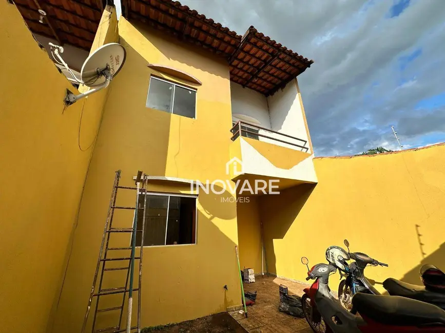 Foto 2 de Casa com 3 quartos para alugar, 250m2 em Setor Rodoviário, Itumbiara - GO