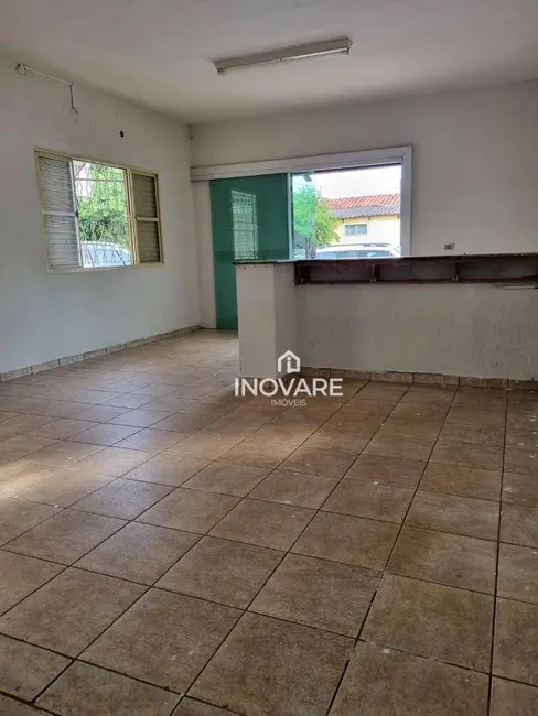 Sala Comercial para alugar, 150m2 em Itumbiara - GO - imagem 4 Foto 4 de Sala Comercial para alugar, 150m2 em Itumbiara - GO