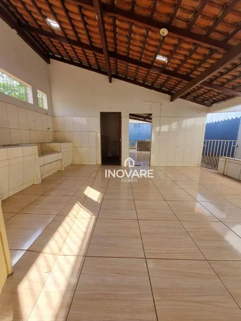 Sala Comercial para alugar, 150m2 em Itumbiara - GO - imagem 8 Foto 8 de Sala Comercial para alugar, 150m2 em Itumbiara - GO