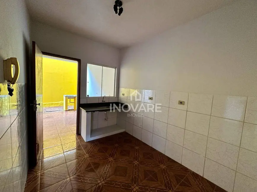 Foto 5 de Casa com 3 quartos para alugar, 250m2 em Jardim América, Itumbiara - GO