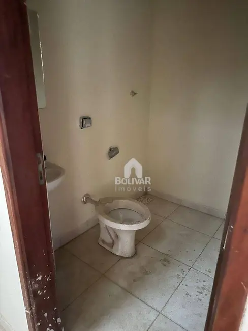 Foto 5 de Casa com 3 quartos à venda, 250m2 em Jardim Liberdade, Itumbiara - GO
