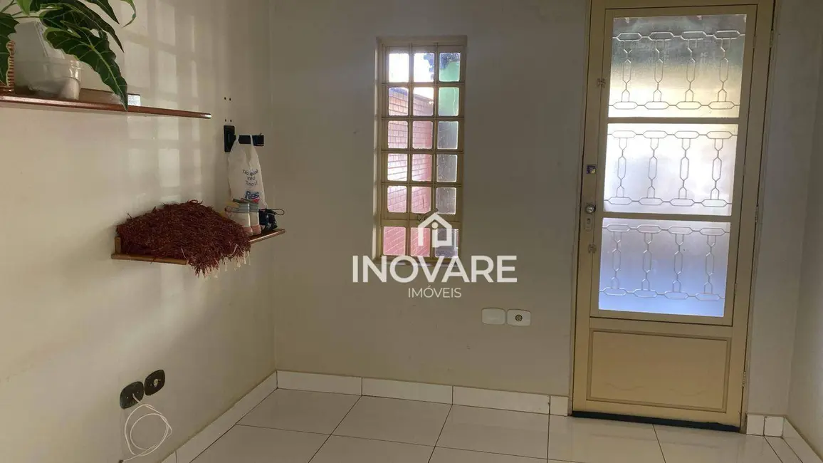 Foto 5 de Casa com 4 quartos à venda e para alugar, 330m2 em Itumbiara - GO