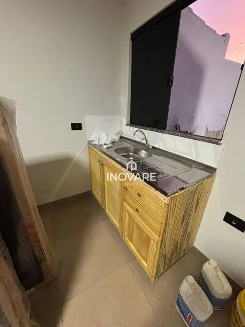 Kitnet com 1 quarto para alugar, 30m2 em Itumbiara - GO - imagem 5 Foto 5 de Kitnet com 1 quarto para alugar, 30m2 em Itumbiara - GO