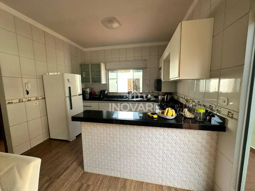 Foto 5 de Casa com 3 quartos à venda, 300m2 em Residencial Jardim Primavera, Itumbiara - GO