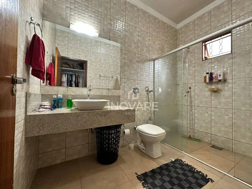 Foto 7 de Casa com 3 quartos à venda, 300m2 em Residencial Jardim Primavera, Itumbiara - GO