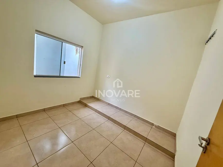 Casa com 3 quartos à venda, 300m2 em Residencial Jardim Primavera, Itumbiara - GO - imagem 7 Foto 7 de Casa com 3 quartos à venda, 300m2 em Residencial Jardim Primavera, Itumbiara - GO