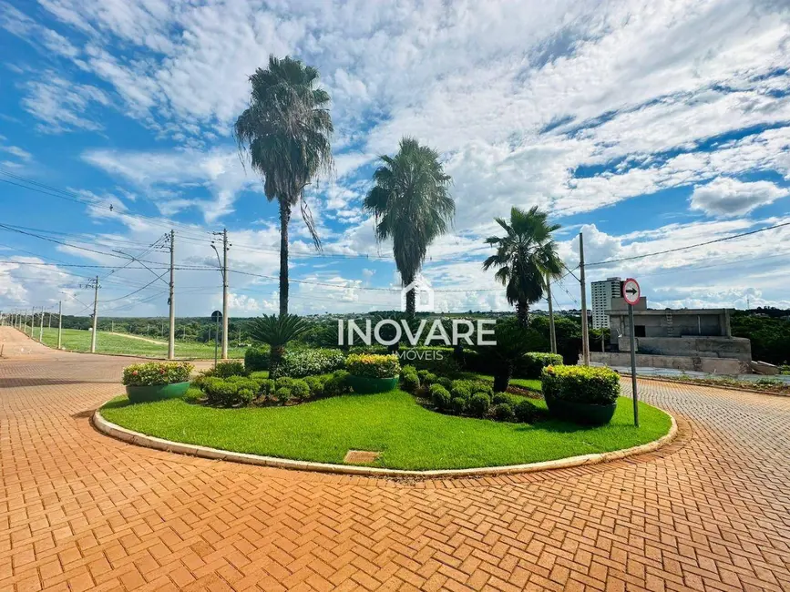 Foto 4 de Terreno / Lote à venda, 300m2 em Arapora - MG