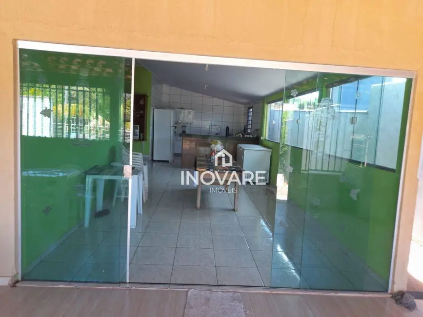 Sítio / Rancho com 4 quartos à venda, 507m2 em Buriti Alegre - GO - imagem 8 Foto 8 de Sítio / Rancho com 4 quartos à venda, 507m2 em Buriti Alegre - GO