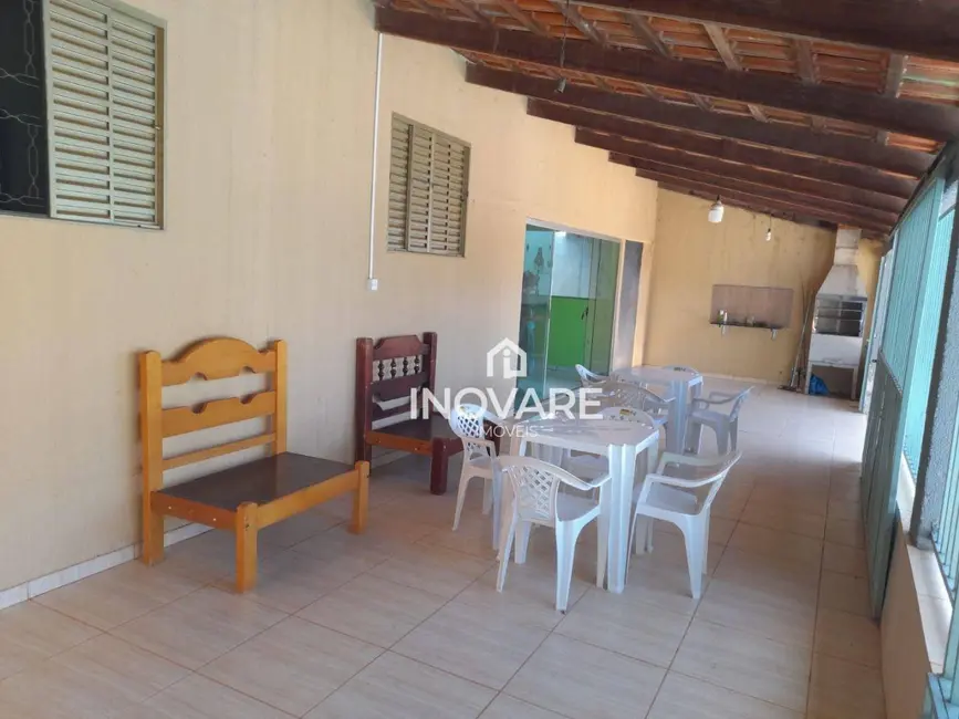 Sítio / Rancho com 4 quartos à venda, 507m2 em Buriti Alegre - GO - imagem 4 Foto 4 de Sítio / Rancho com 4 quartos à venda, 507m2 em Buriti Alegre - GO