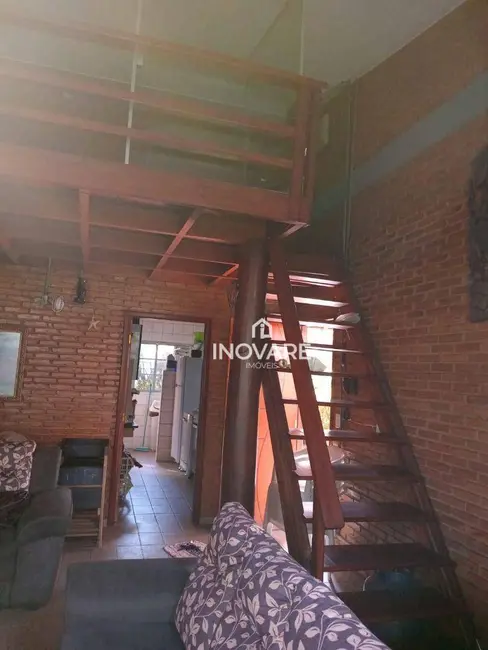 Sítio / Rancho com 3 quartos à venda, 360m2 em Buriti Alegre - GO - imagem 7 Foto 7 de Sítio / Rancho com 3 quartos à venda, 360m2 em Buriti Alegre - GO