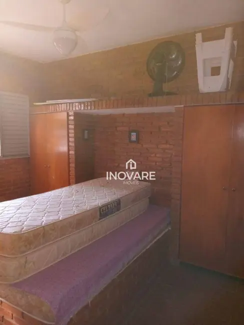 Sítio / Rancho com 3 quartos à venda, 360m2 em Buriti Alegre - GO - imagem 9 Foto 9 de Sítio / Rancho com 3 quartos à venda, 360m2 em Buriti Alegre - GO