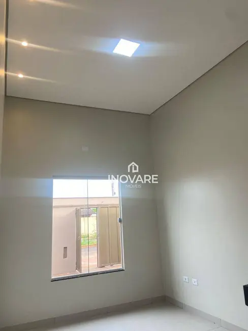 Foto 1 de Casa com 3 quartos à venda, 180m2 em Itumbiara - GO