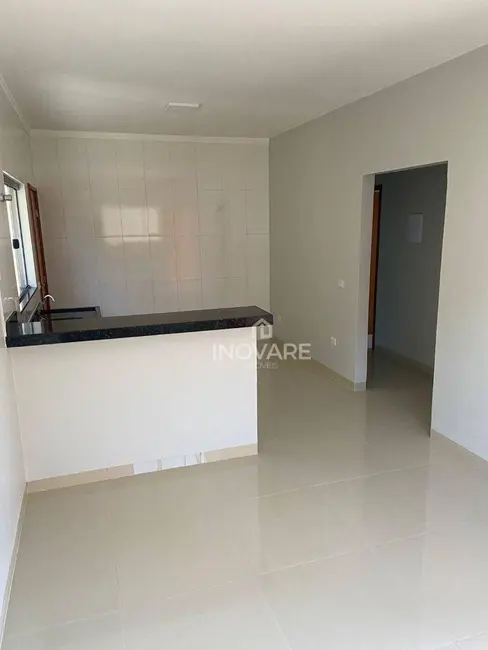 Casa com 3 quartos à venda, 180m2 em Itumbiara - GO - imagem 5 Foto 5 de Casa com 3 quartos à venda, 180m2 em Itumbiara - GO